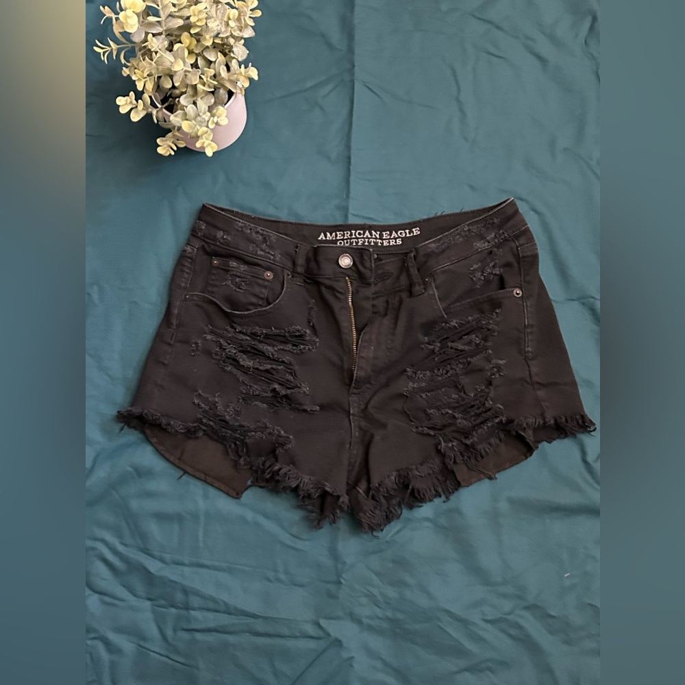 American Eagle High Rise Vintage Festival Short